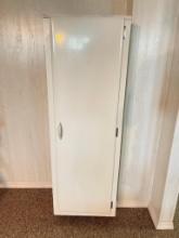 Vintage Wooden/Metal Cabinet