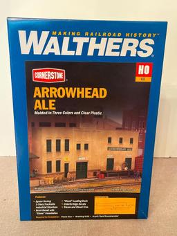Walthers Cornerstone HO Scale Arrowhead Ale Building