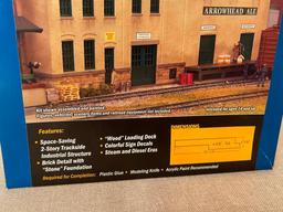 Walthers Cornerstone HO Scale Arrowhead Ale Building
