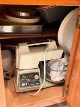 Kitchen Cabinet Contents Lot