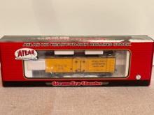 Atlas Model RR Co. Ho Train Car
