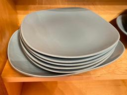 Set of Poppy Trail Shoreline Dishes