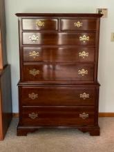 Kling Chest of Drawers