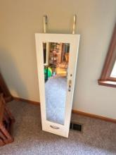 Contemporary Compressed Wood Door Hanging Jewelry Storage