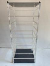 Rotating Plastic Jewelry Display Piece