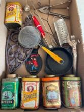 Vintage Kitchen Lot