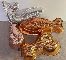 Group of Tin/Aluminum Baking Molds