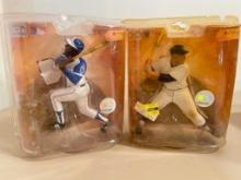 Hank Aaron and Mickey Mantle Figures