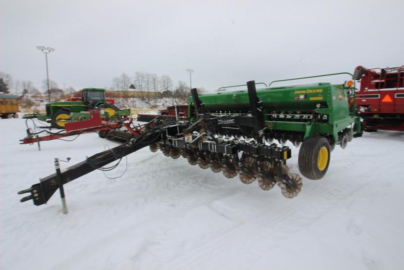 John Deere 1520 Grain Drill