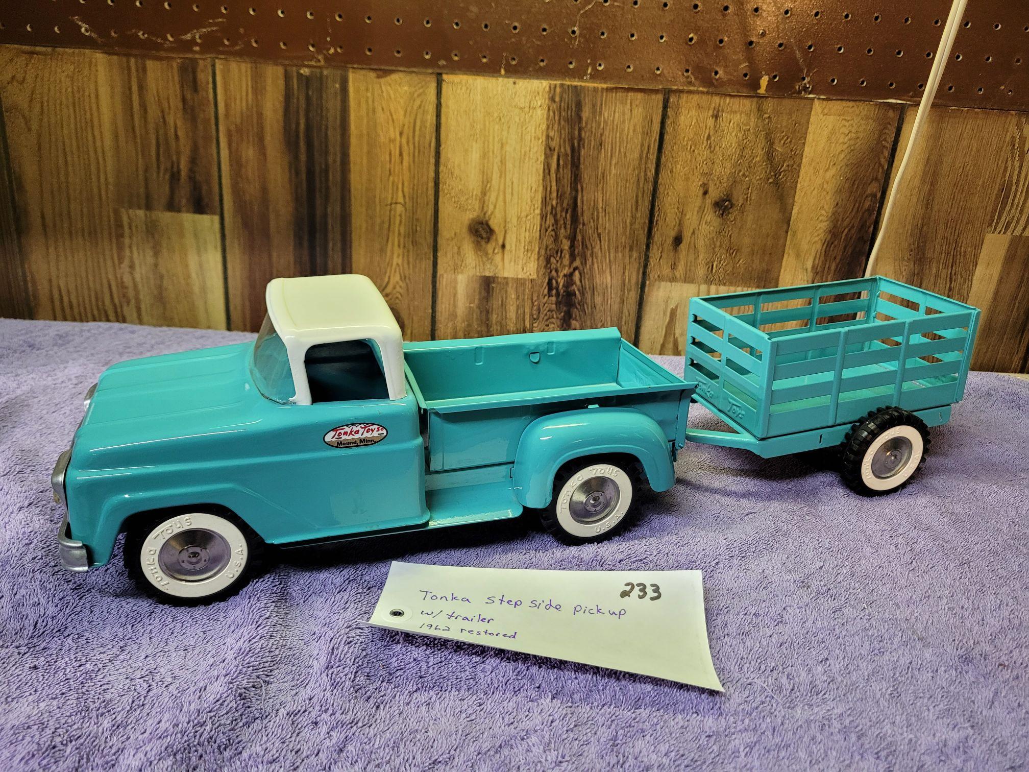 Tonka Stepside Pick-Up w/ Trailer