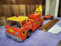 Nylint Ford Power & Light Auger Truck and Pole Trailer