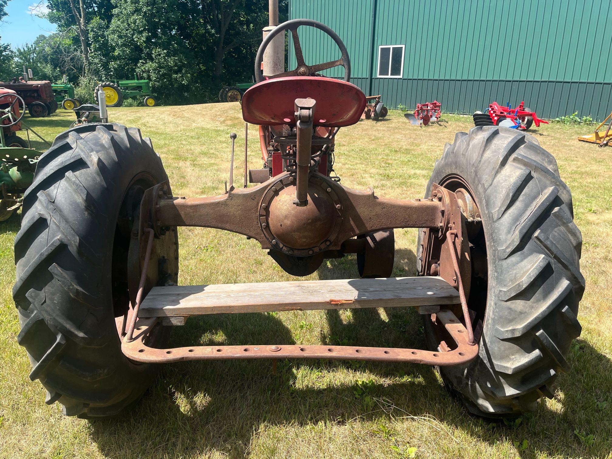 International F-20 Tractor