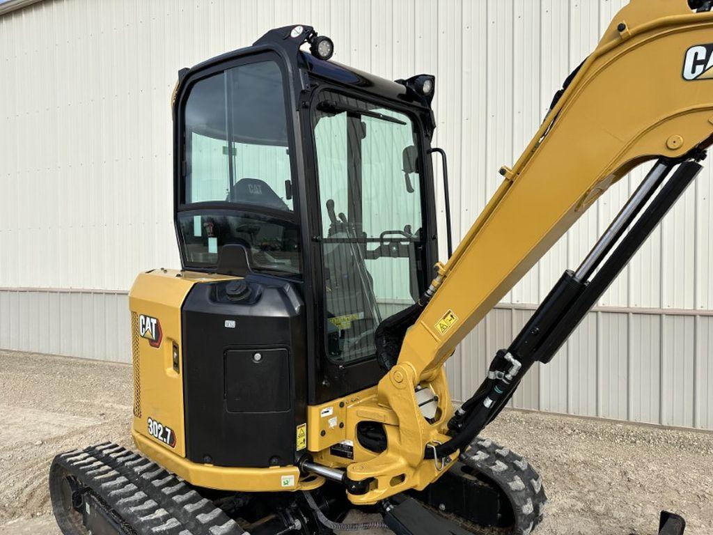 2022 CATERPILLAR 302.7CR