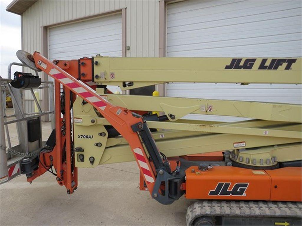 2014 JLG X700AJ