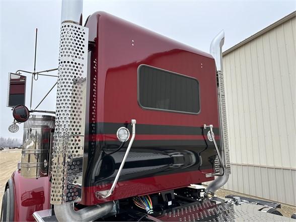 2022 KENWORTH W900L