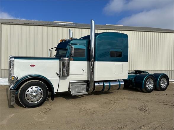 2021 PETERBILT 389