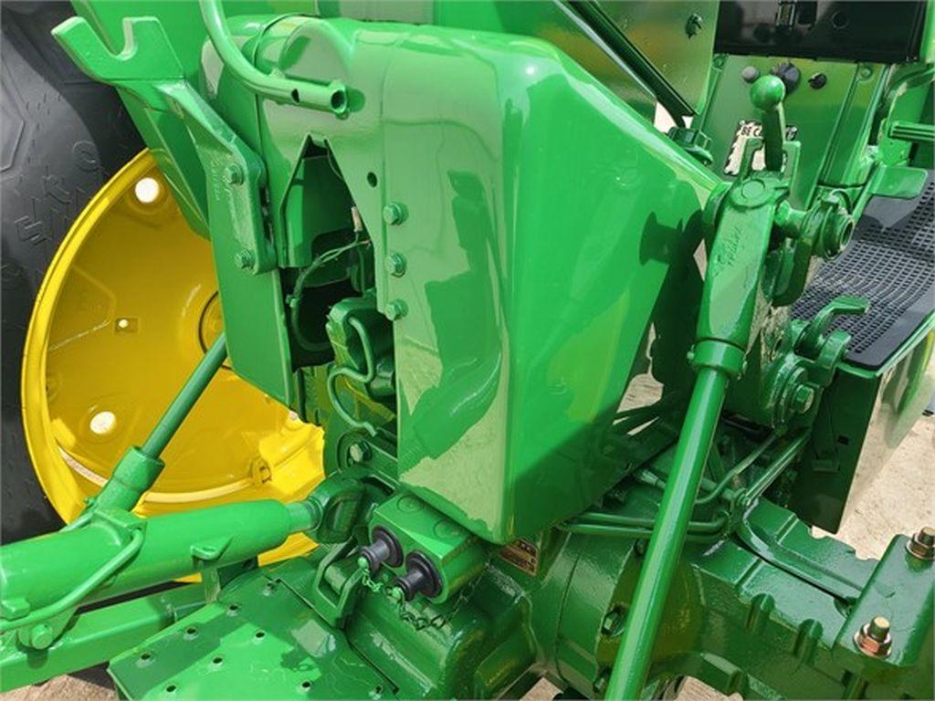 JOHN DEERE 2510