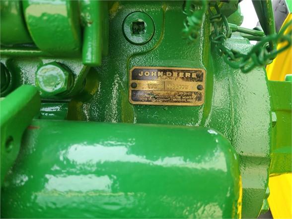 JOHN DEERE 2510