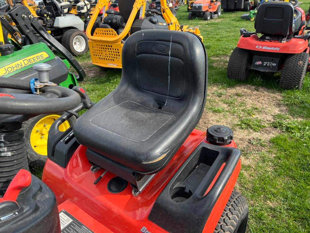 Simplicity Broadmoor Lawn Tractor