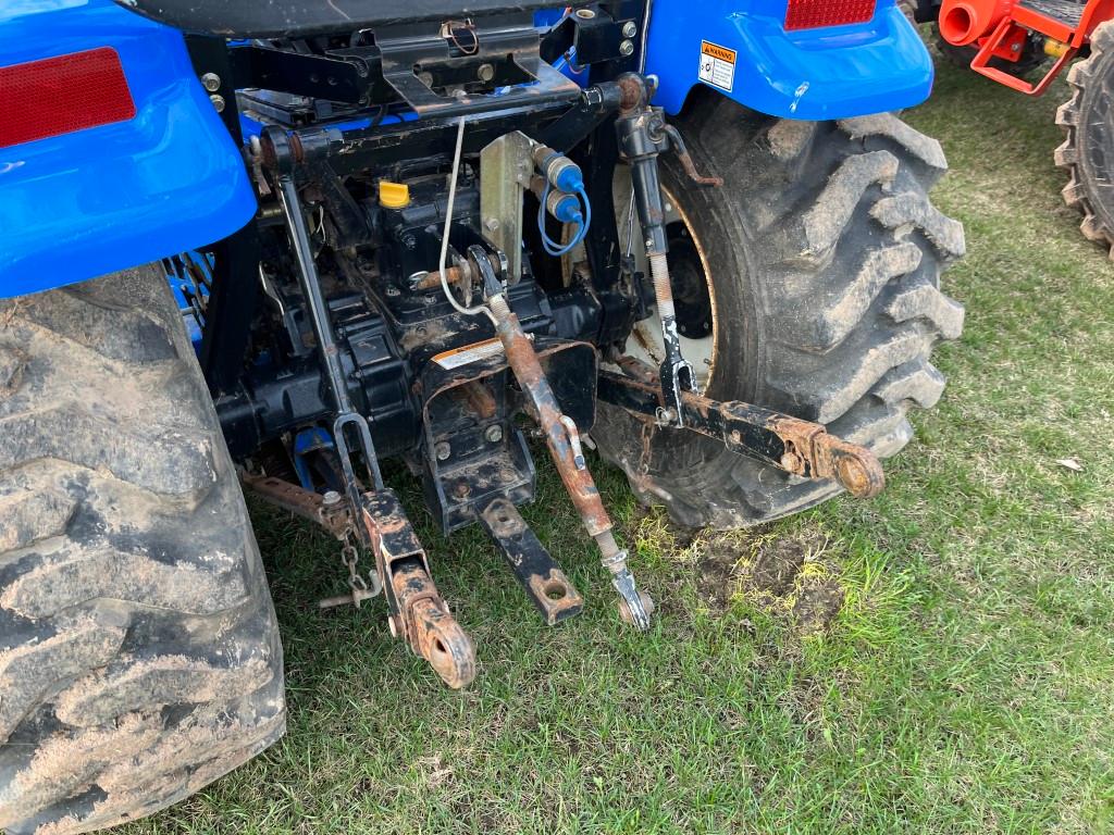 New Holland TC33DA Compact Tractor