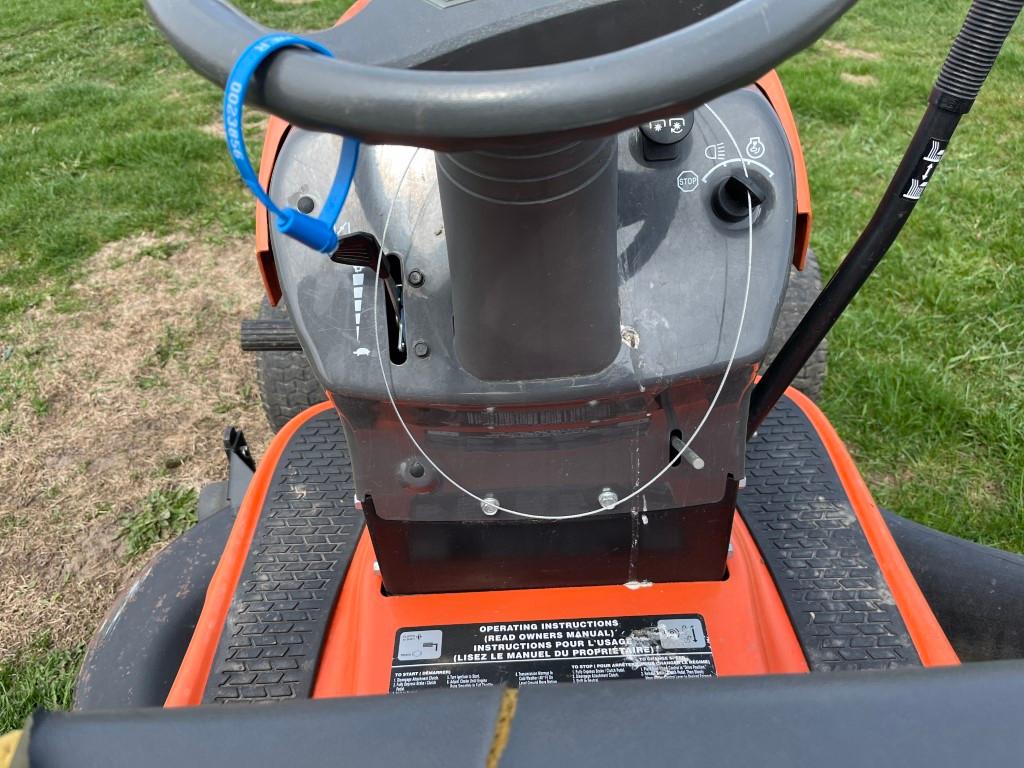 Husqvarna LTH30 Lawn Tractor