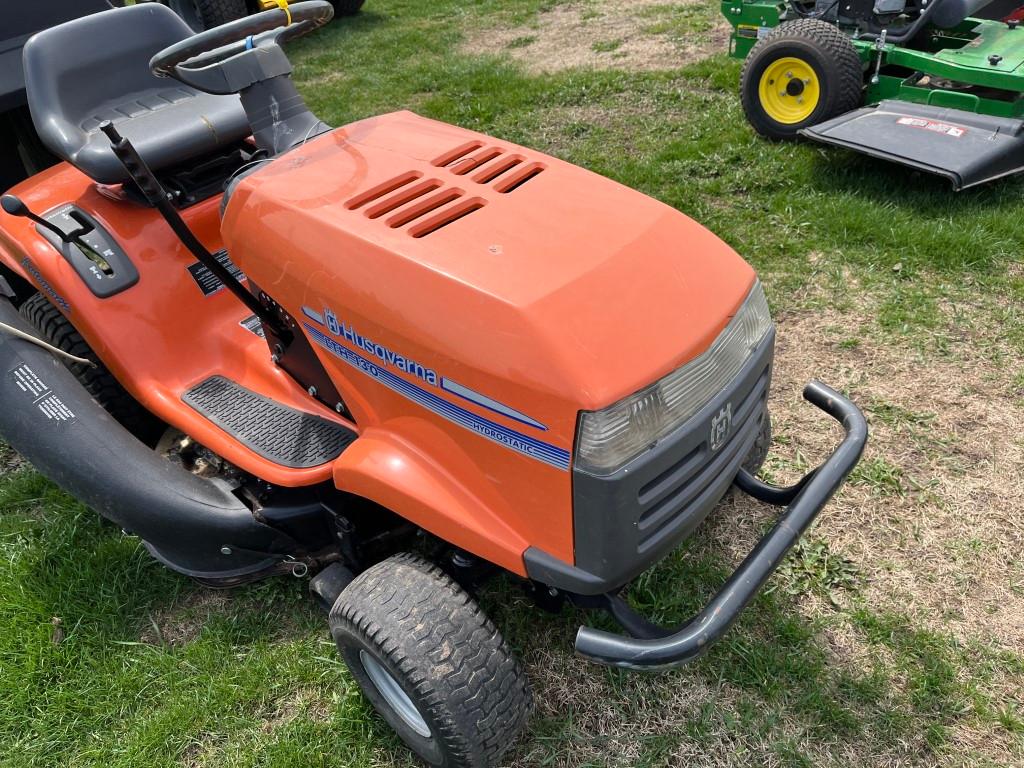 Husqvarna LTH30 Lawn Tractor