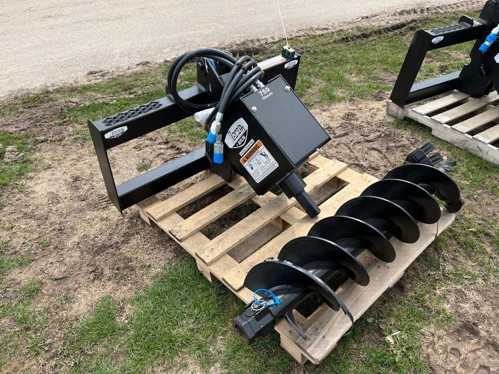 Lowe 750CLH Auger Drive with Bit