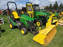 John Deere 1026R Compact Tractor