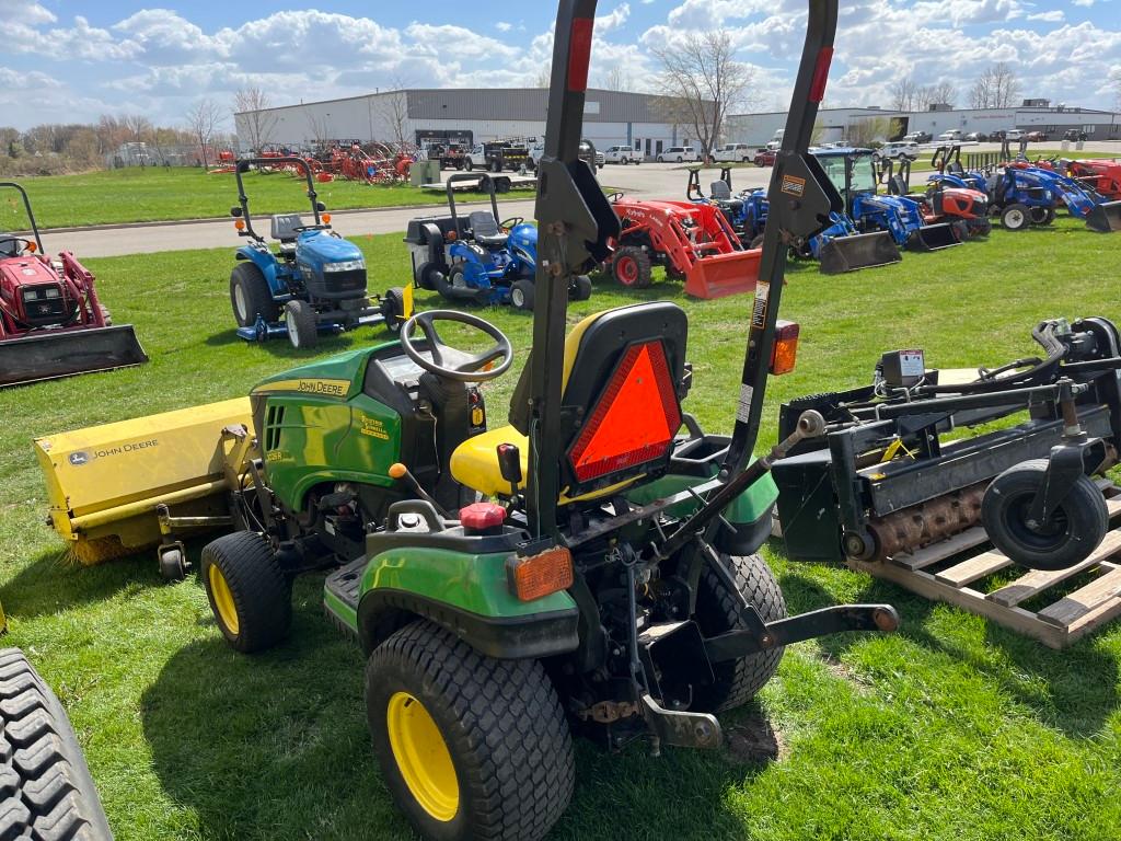 John Deere 1026R Compact Tractor