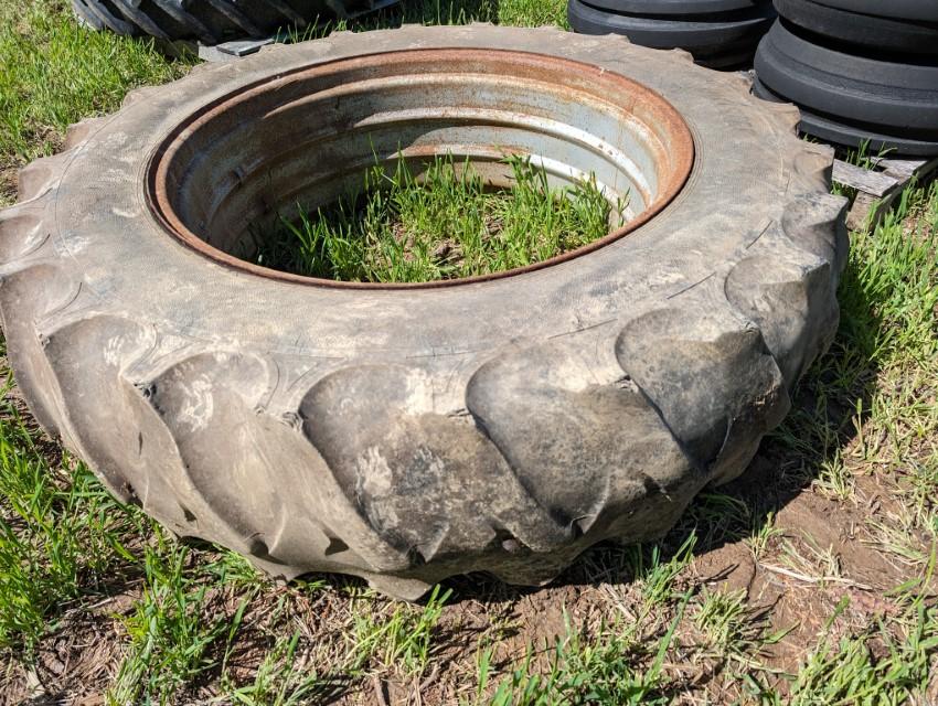 16.9-38 Tire on Rim