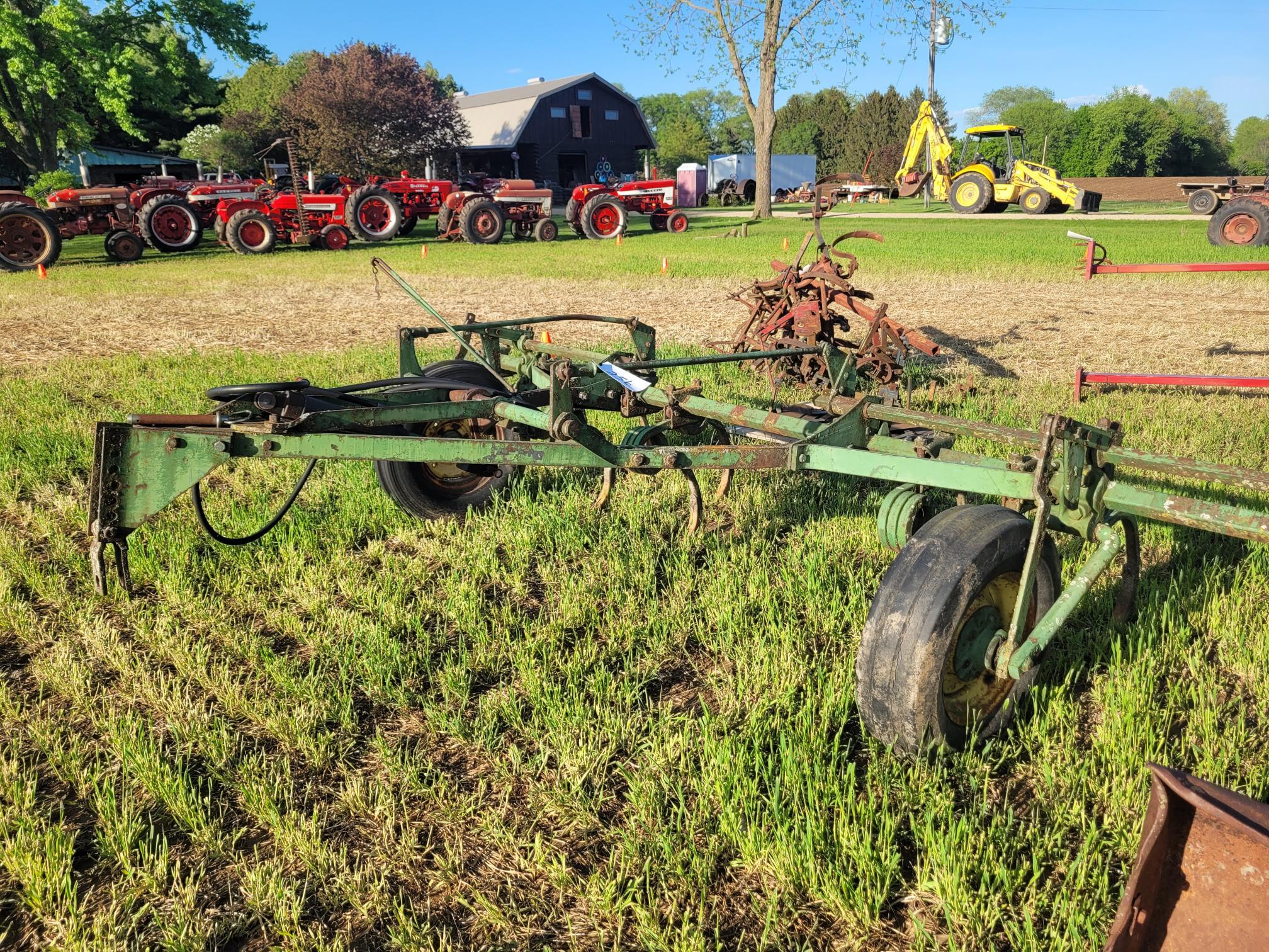 John Deere Pull Type Cultivator