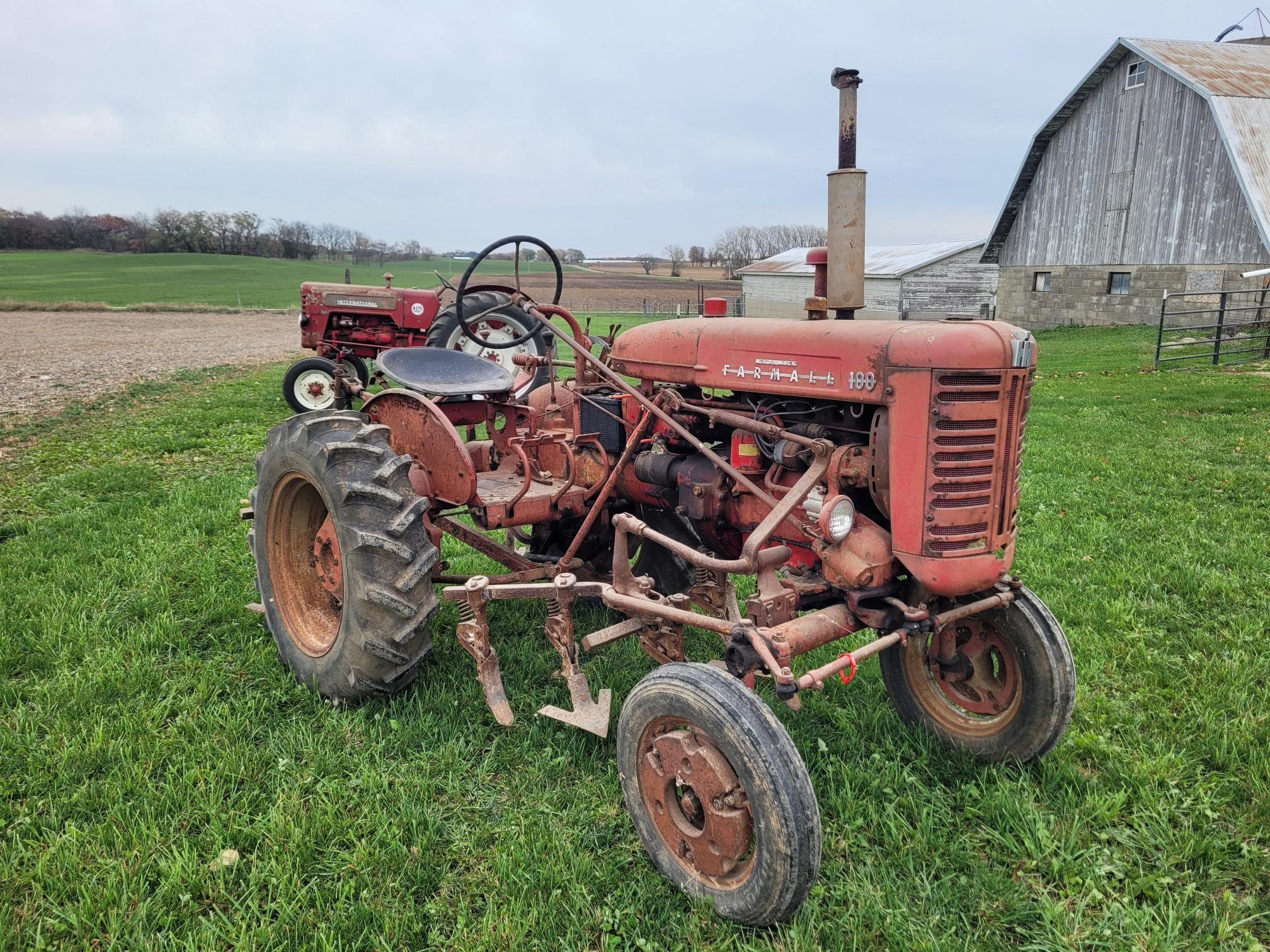 McCormick Farmall 100 Tractor