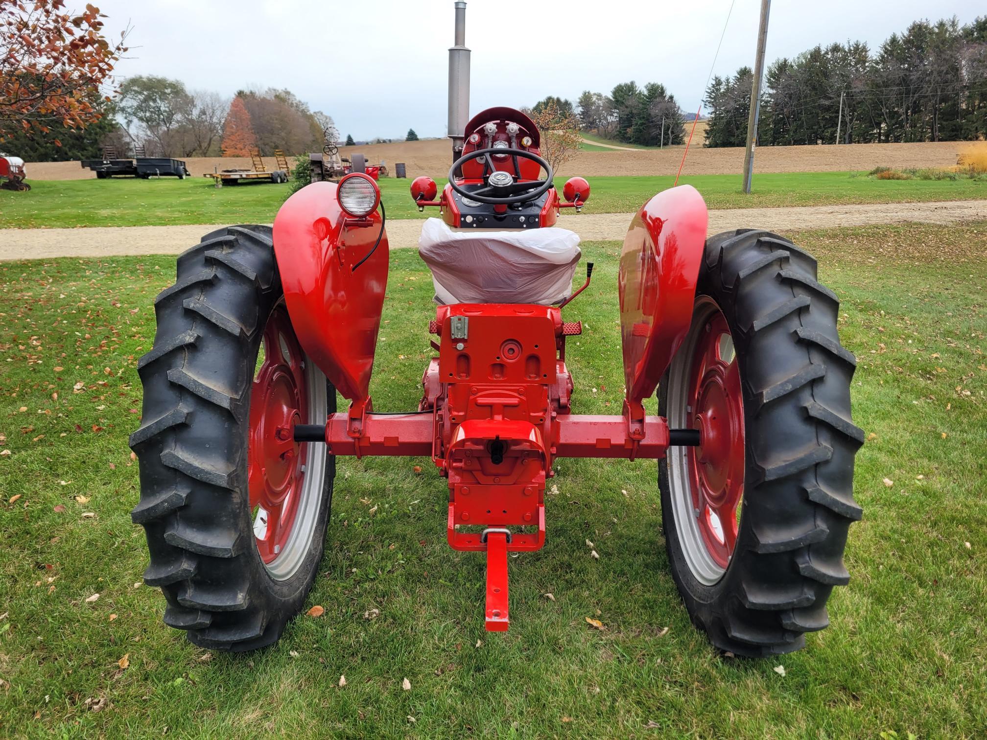 International Farmall 404 Tractor