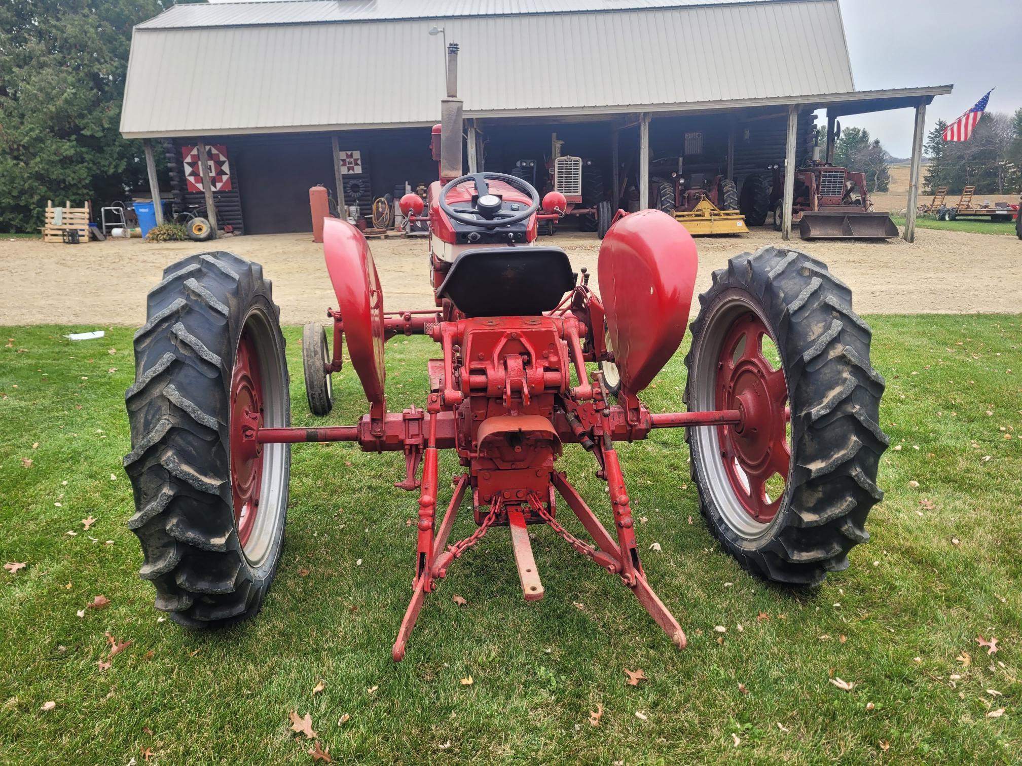 Farmall 404 Tractor