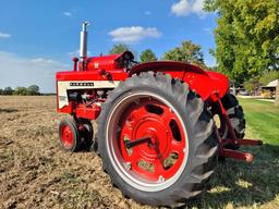 International Farmall 404 Tractor