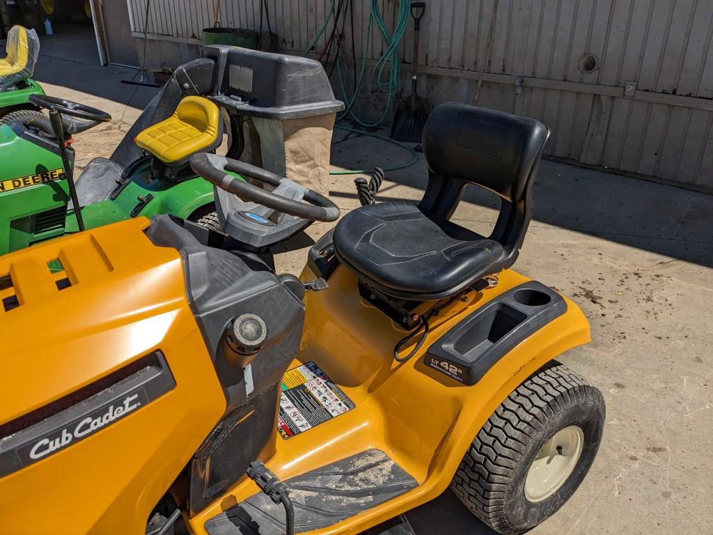 Cub Cadet XT1