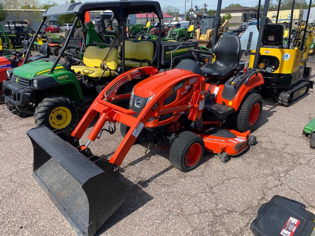 Kioti CS2210 Sub Compact Tractor