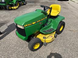 John Deere LX176 Lawn Tractor