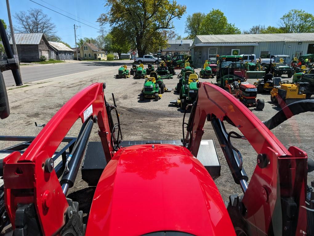 2018 Massey Ferguson 4710 Cab Tractor