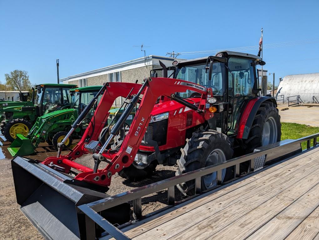 2018 Massey Ferguson 4710 Cab Tractor