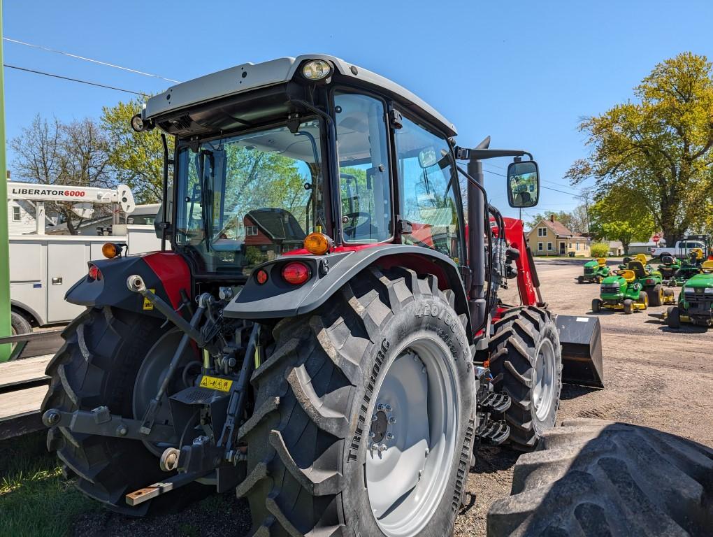 2018 Massey Ferguson 4710 Cab Tractor