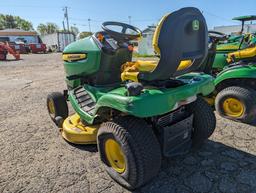 John Deere X300 Lawn Tractor