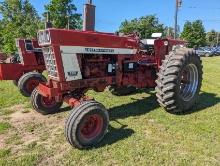 International 766 Tractor