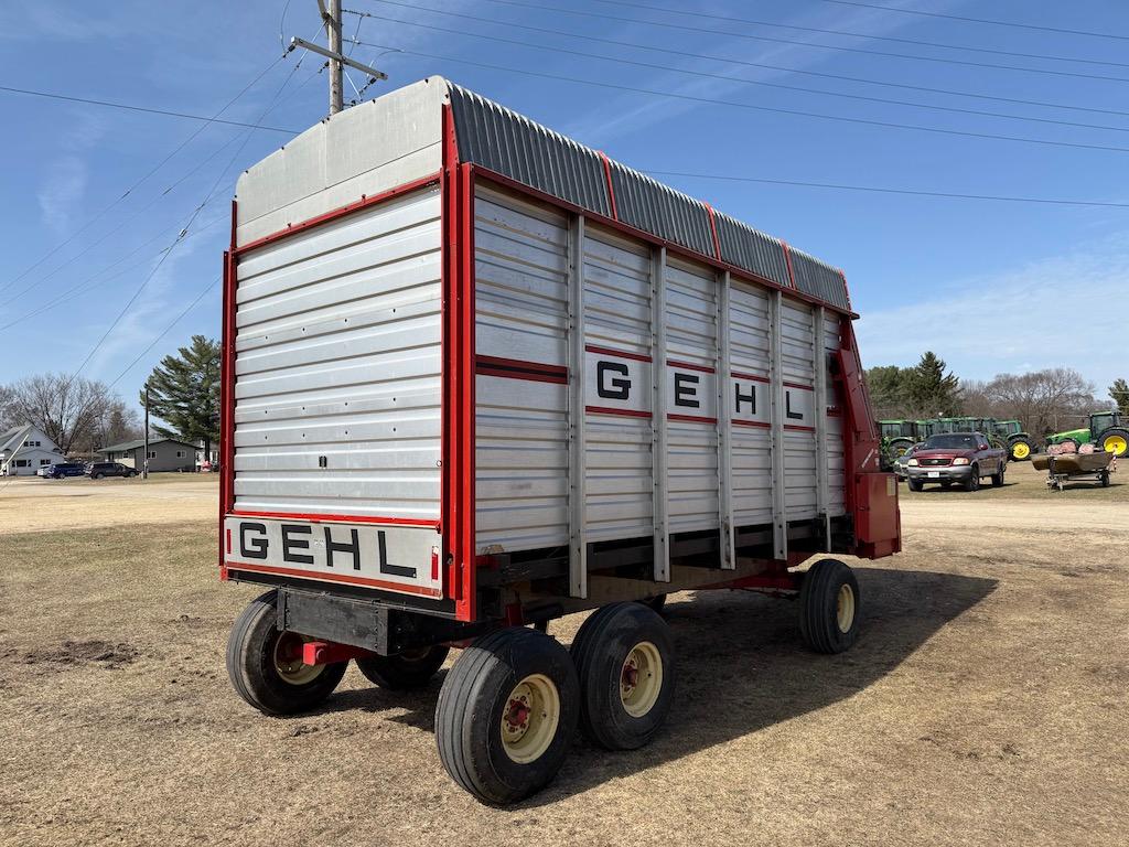 Gehl 970 Chopper Box