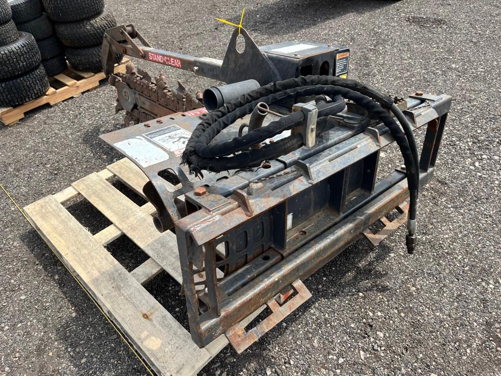 New Holland 625 Trencher