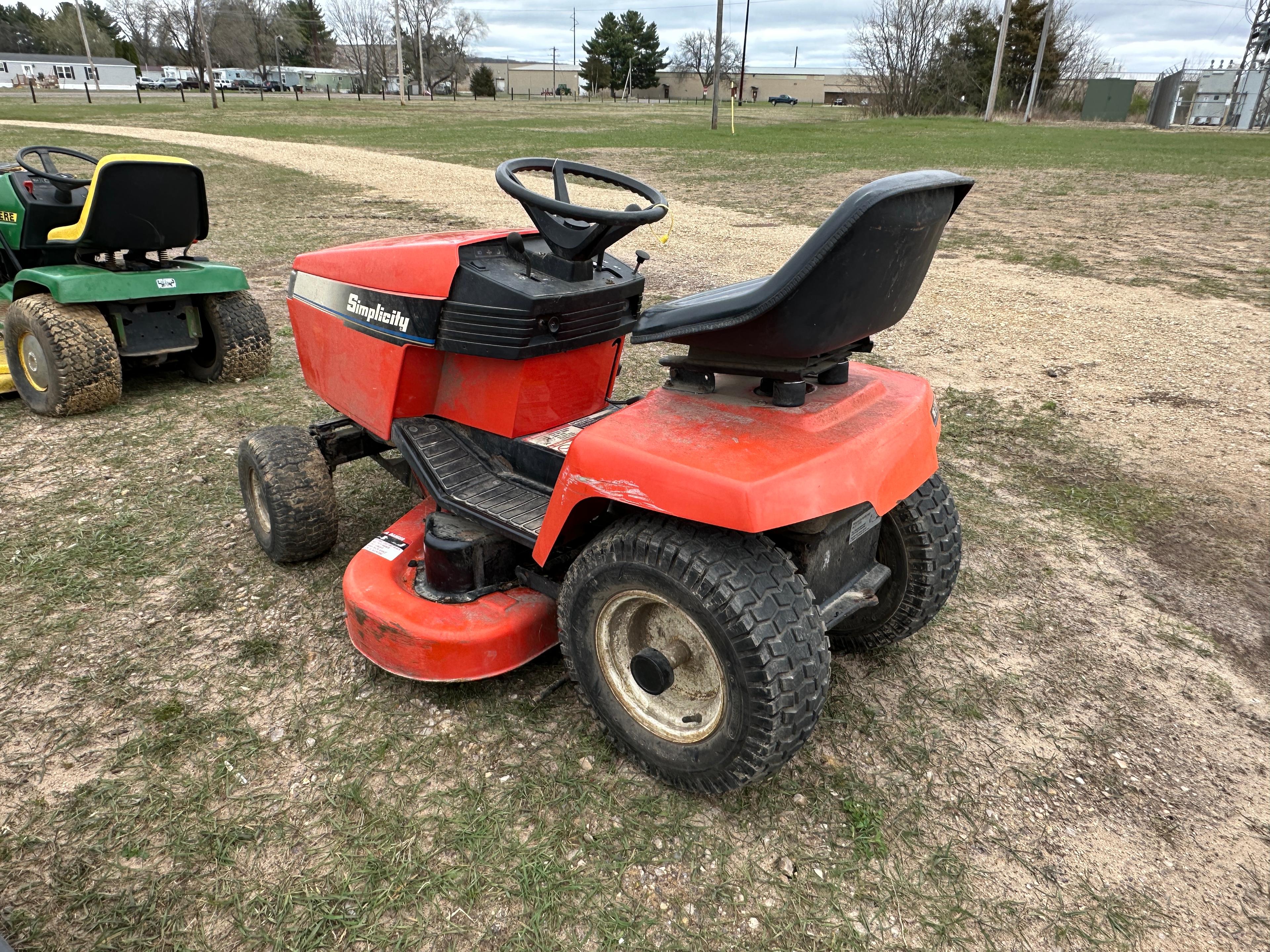 Simplicity 16LTH Lawn Mower