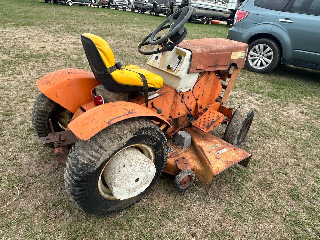 Custom 10XL Lawn Mower
