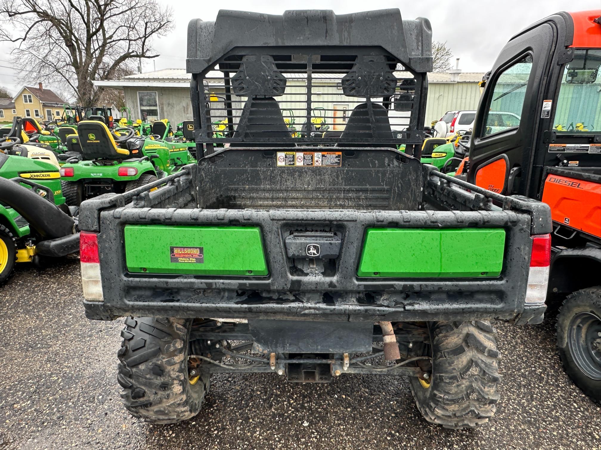 John Deere Gator XUV 825i