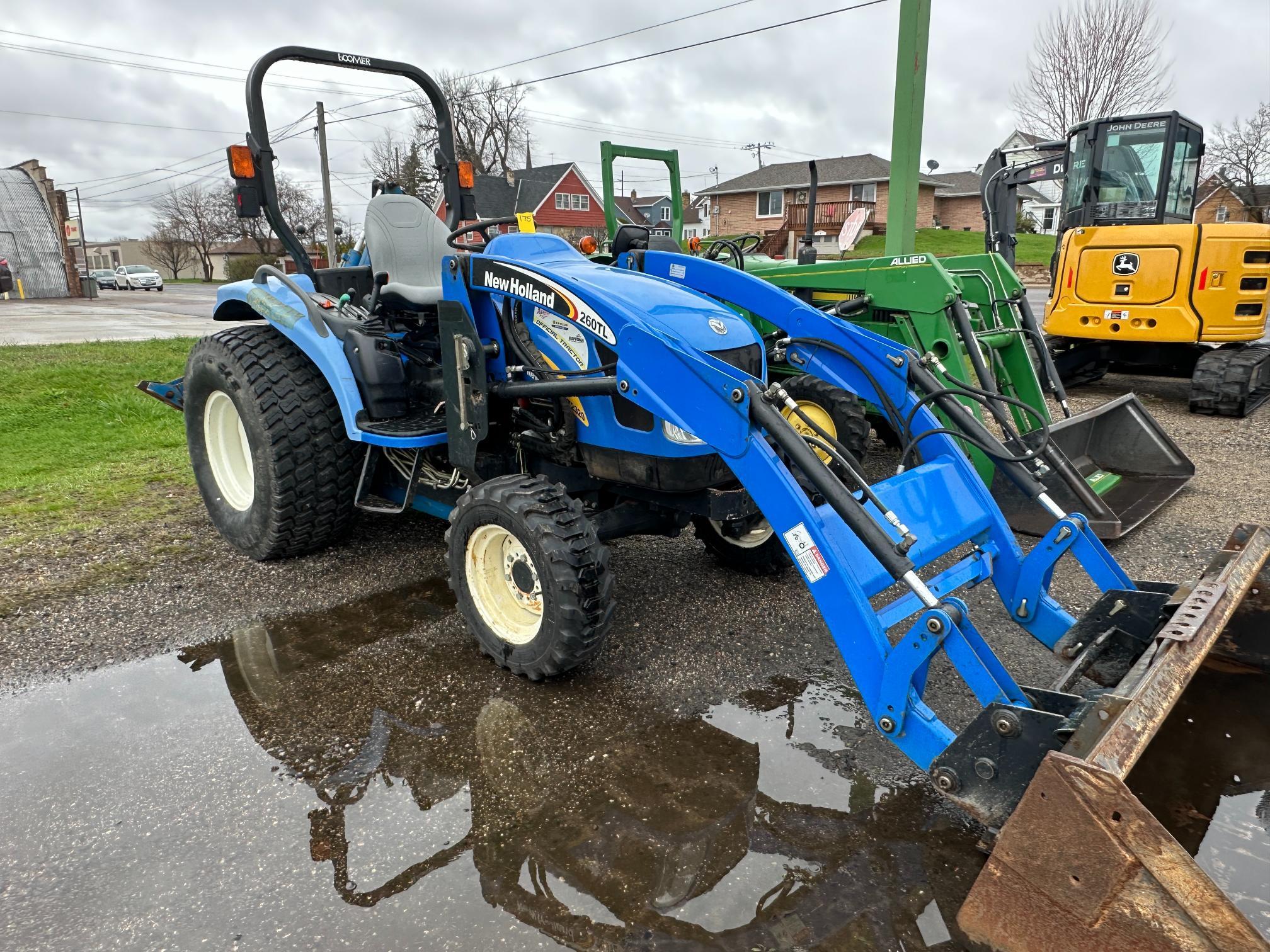 New Holland T2320 Compact Tractor