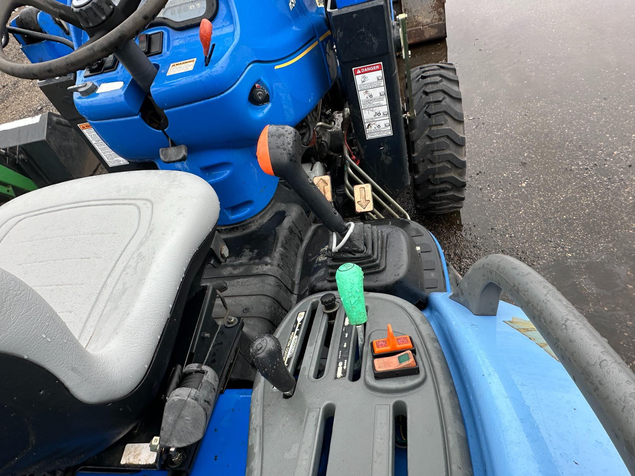 New Holland T2320 Compact Tractor